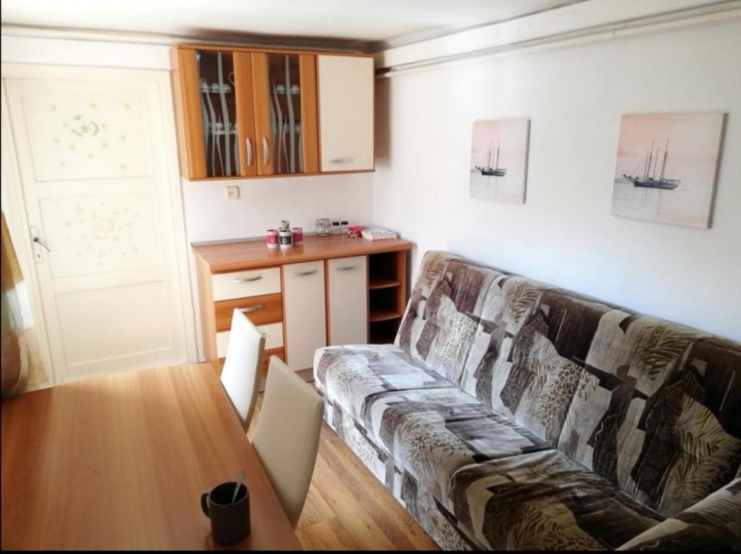 Arina'S Apartments Μπρασόβ Δωμάτιο φωτογραφία